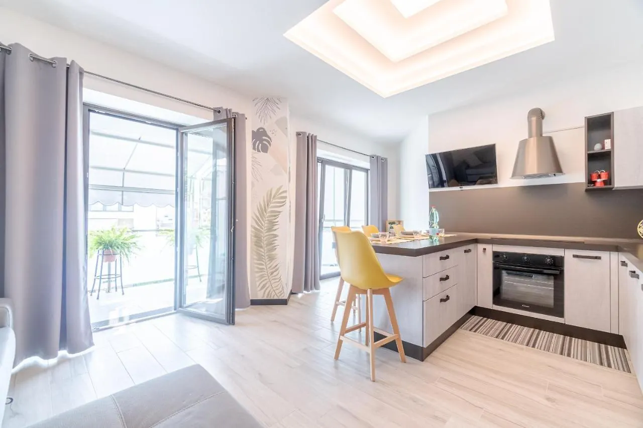 Chiavari Lovely & Cozy Apartment With Terrace